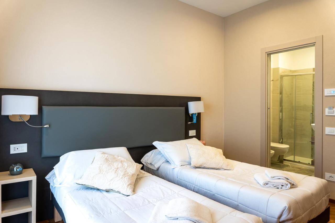 Hotel Victoria Cuneo Esterno foto