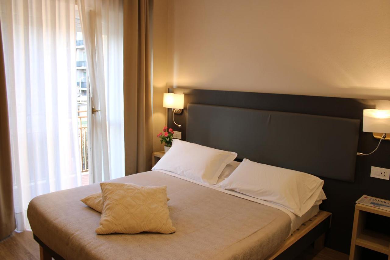 Hotel Victoria Cuneo Esterno foto