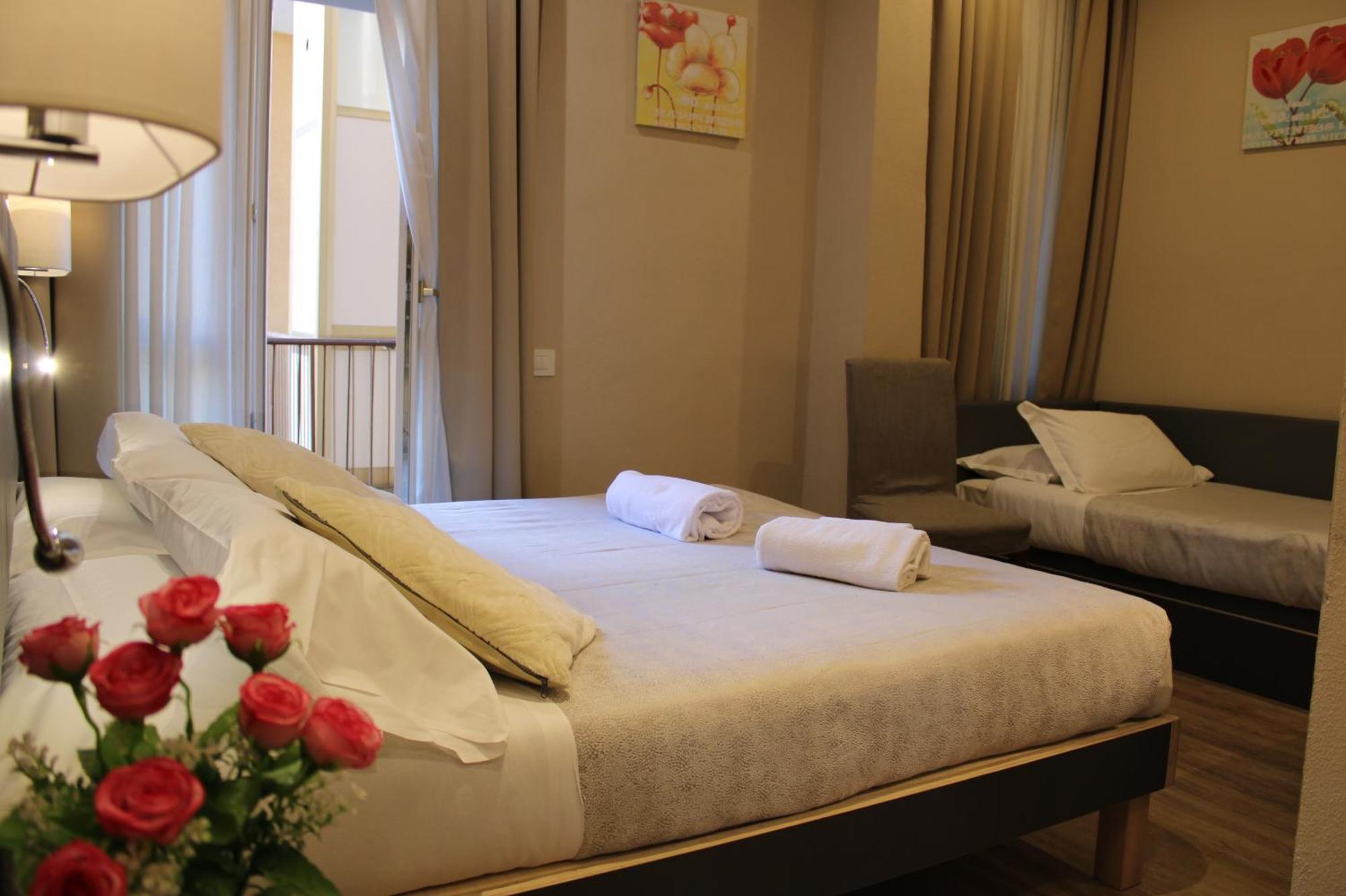 Hotel Victoria Cuneo Esterno foto
