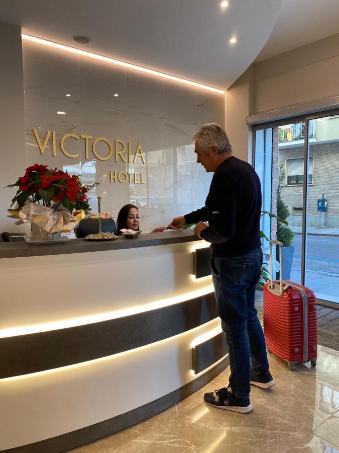 Hotel Victoria Cuneo Esterno foto